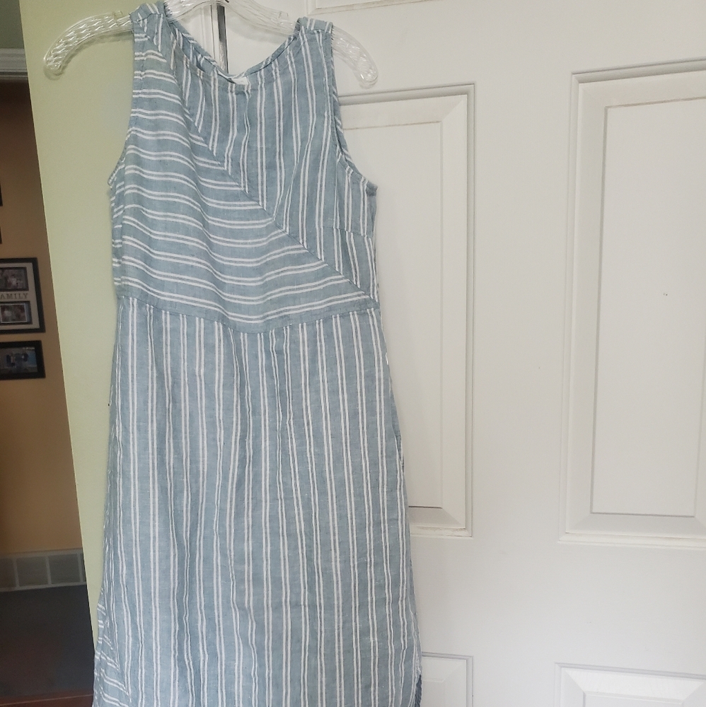 Linen dress